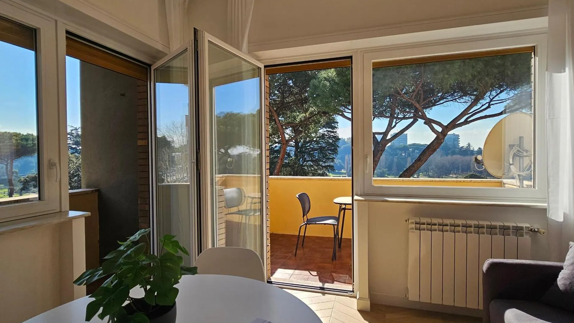 Ferienwohnung Eur Terrazzo Vista Laghetto Modigliani Rom Apartment